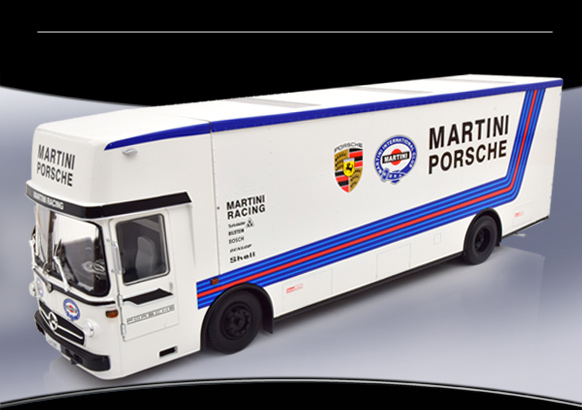 New & Restock - 1 : 18