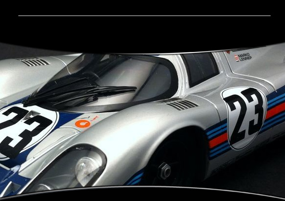 News & Restock - 1 : 18